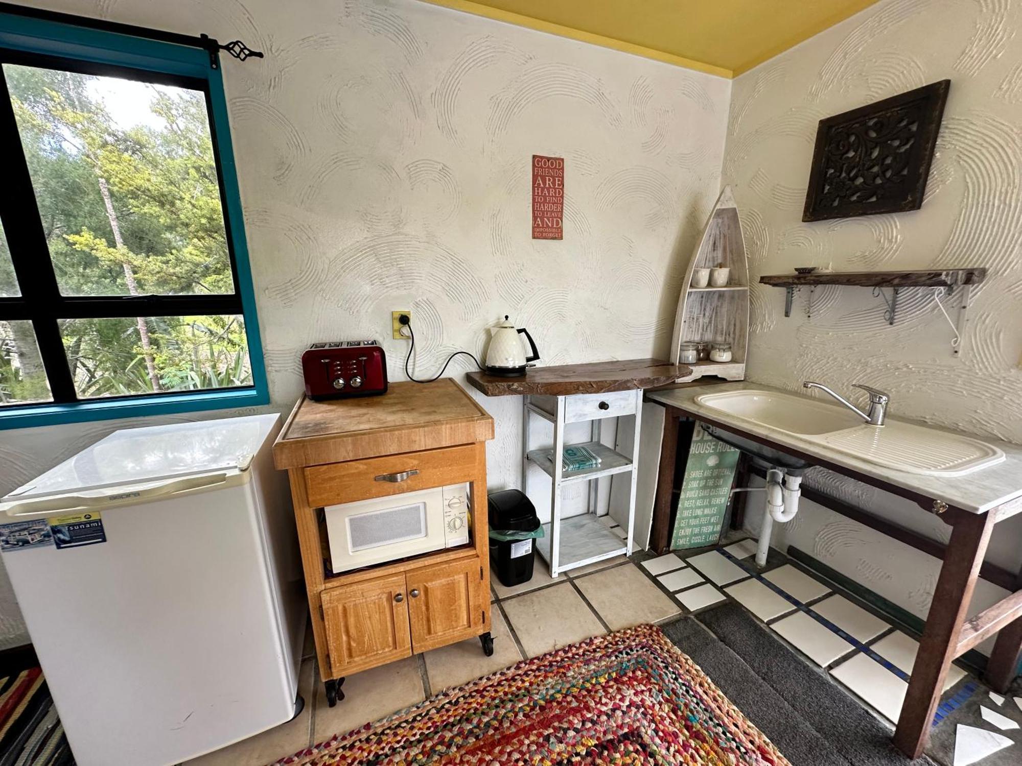 Cooks Beach Holiday Home 外观 照片