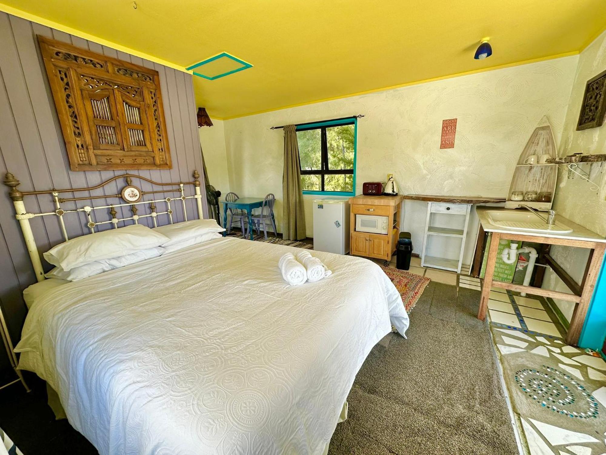 Cooks Beach Holiday Home 外观 照片