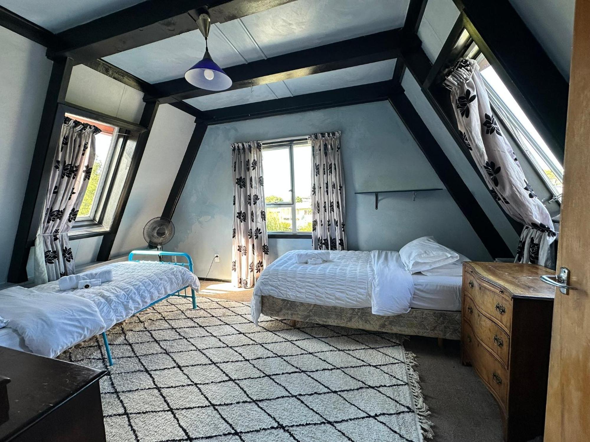 Cooks Beach Holiday Home 外观 照片